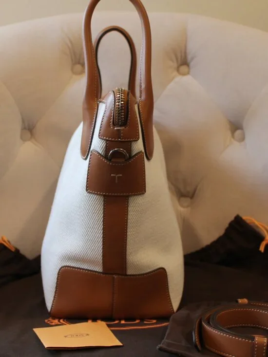 Tod's Di Swing Shopping Tote - Picture 6 of 16